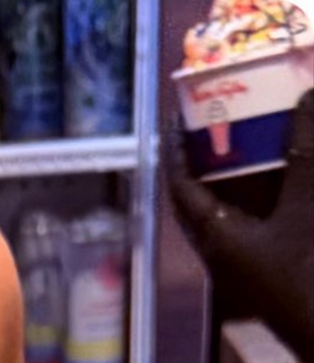 <a href="/RamezKhanJamali/">Ramez Teddy Jamali</a> <a href="/ryancohen/">Ryan Cohen</a> Do you mean this black hand Ramez?