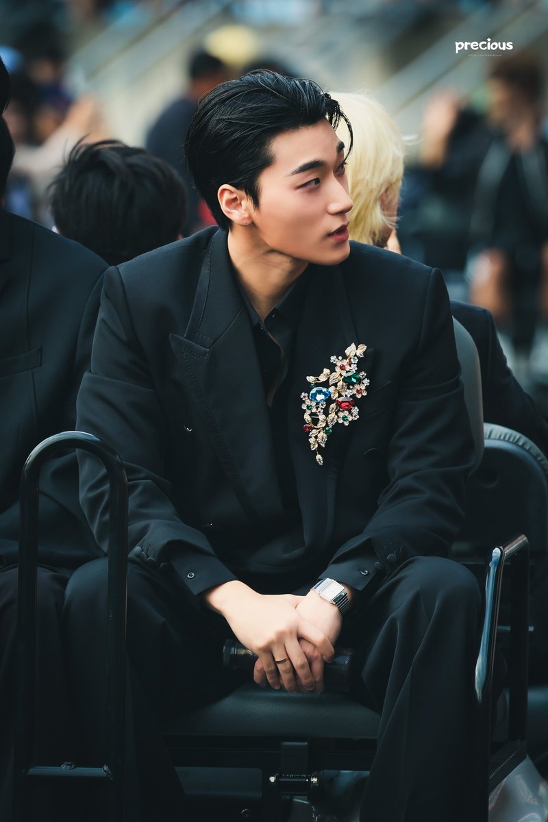 251206  AAA
HQ

#ATEEZ #에이티즈
#SAN #산