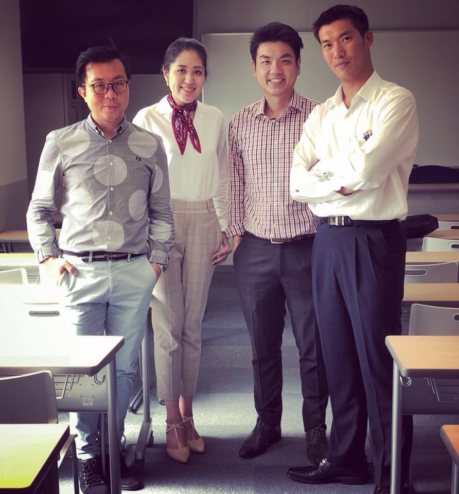 Baworndet24761's tweet photo. กัมพุชา โจมตีไทยกี่ครั้ง ปวิณไม่เคยประนาม
กัมพูชาเลย เพราะปวิณสนิทกับฮวดคนสนิท
ฮุนเซ็น ที่อุ้มฆ่า วันเฉลิม และ ยังสนิทกับ
พรรคส้ม #ไทยกัมพูชา https://t.co/pMbm85v7Yp