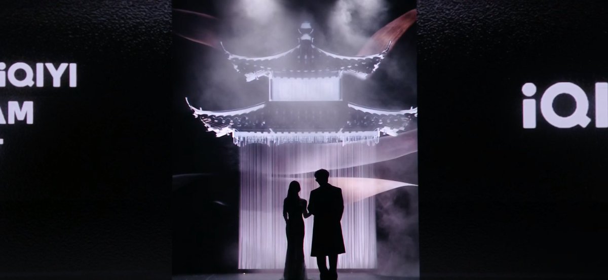 _liuyuning's tweet image. ⠀⠀⠀
—— (宁)
⠀⠀      We walked through the smoke and into the spotlight, carrying the kind of energy that makes the whole stage feel a little smaller and the moment feel impossibly big.
⠀⠀