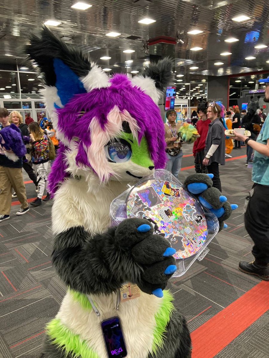 wafer 🔜 mff tweet media