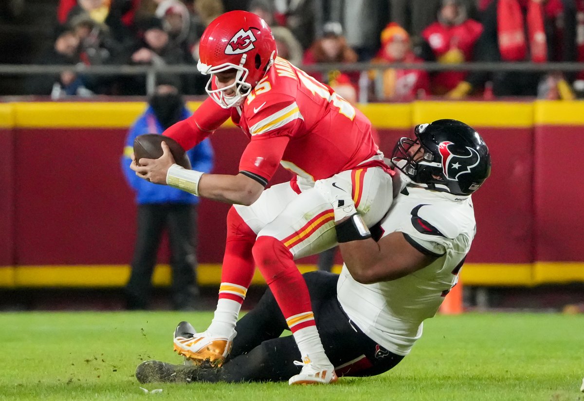 UnderdogNFL's tweet image. Chiefs offense at half

Pat Mahomes
58 yards, 1 INT

Rashee Rice
2-12-0

Travis Kelce
0-0-0