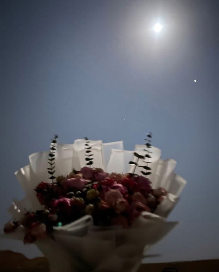 "يا رب نسألك كل أحلامنا المؤجلة
حققها بلطفك و كرمك