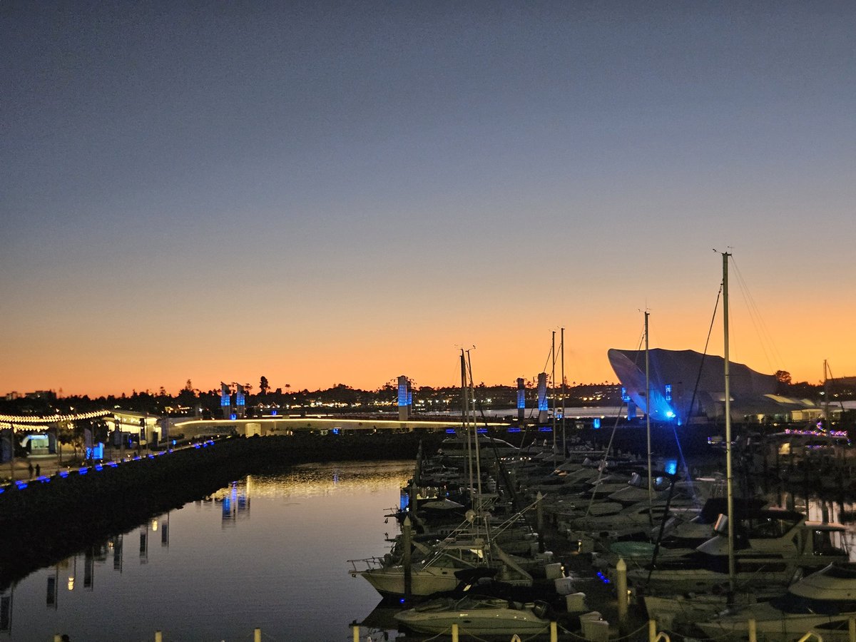 Bye bye, San Diego!

NeurIPS week done!

Papers, posters, conversations, and a lot of perspective
Grateful for the learning and the people

Until next time!