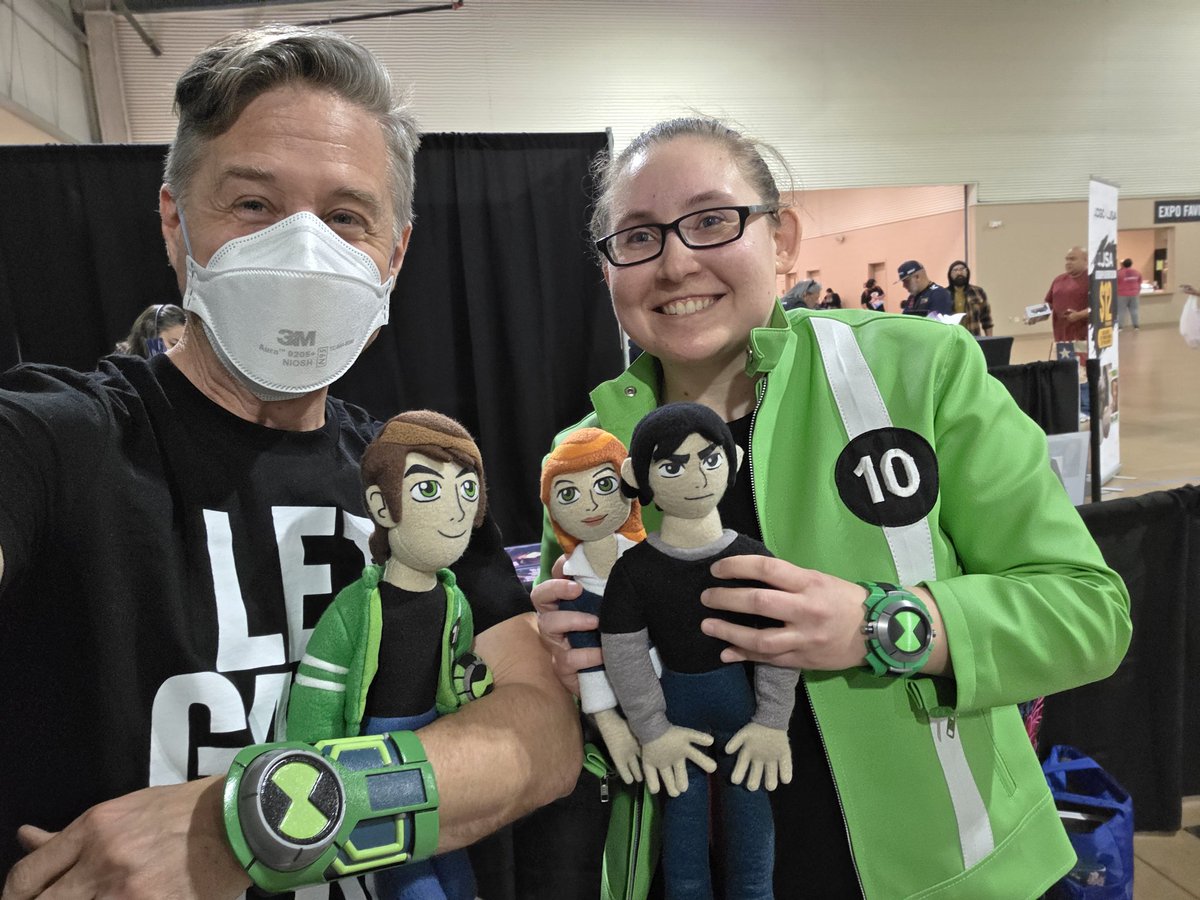 After all these years since Ben 10 UAF premiered, I finally met <a href="/YuriLowenthal/">Yuri Lowenthal 🇵🇸 🇺🇦 #ceasefirenow</a> 

This is the best day of the year!
I was definitely starstruck 😅
I'm so happy Yuri really liked my Ben, Gwen, Kevin &amp; Swampfire plushes. He even got to hold Ben 🤩

Enjoy your very own Ben plush! ☺️