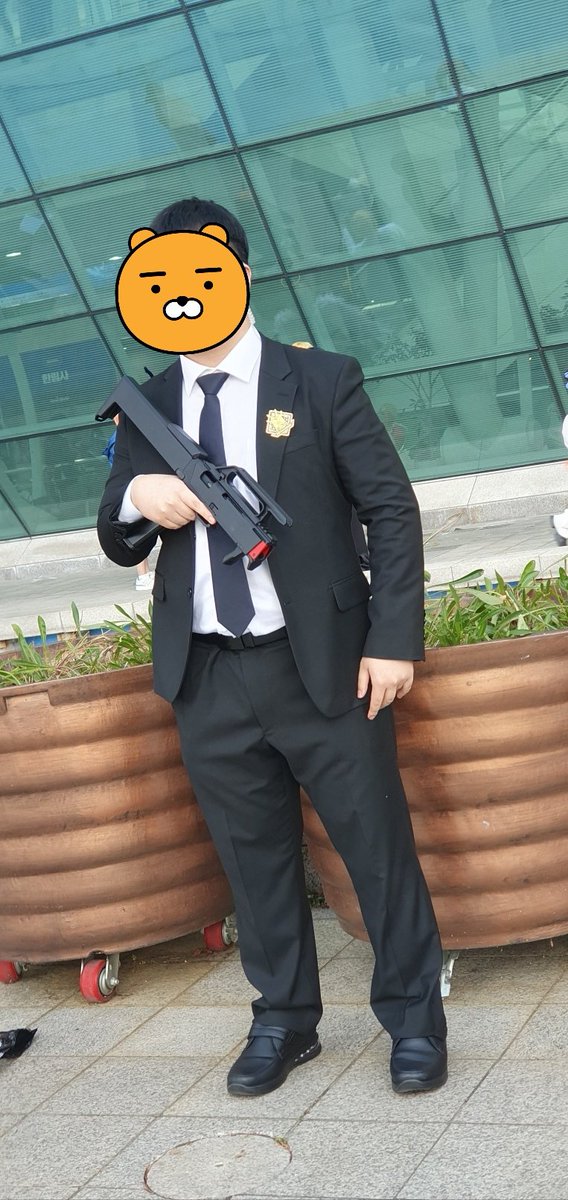 NPRT_AGENT's tweet image. #AGF_트친소
#AGF_𝕏친소 
#코스어_𝕏친소 

AGF 일요일 하루 경호 임무를 하는 N.P.R.T 요원으로 다녀왔습니다!

니케,블아를 주력으로 하고 있으며 다른 장르들도 파고 있습니다

흔적주시면 찾아가겠습니다!
트친분들은 인용및 RT 부탁드려요!
(사진 하나는 대코때 사진으로 재업합니다)