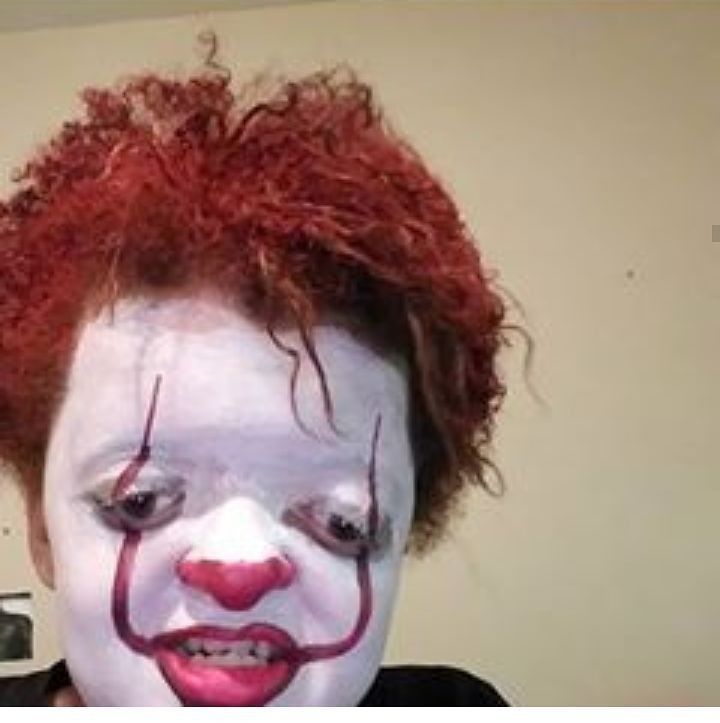 numazb's tweet image. parando pra pensar eu acho que cheguei no fundo do poço mesmo