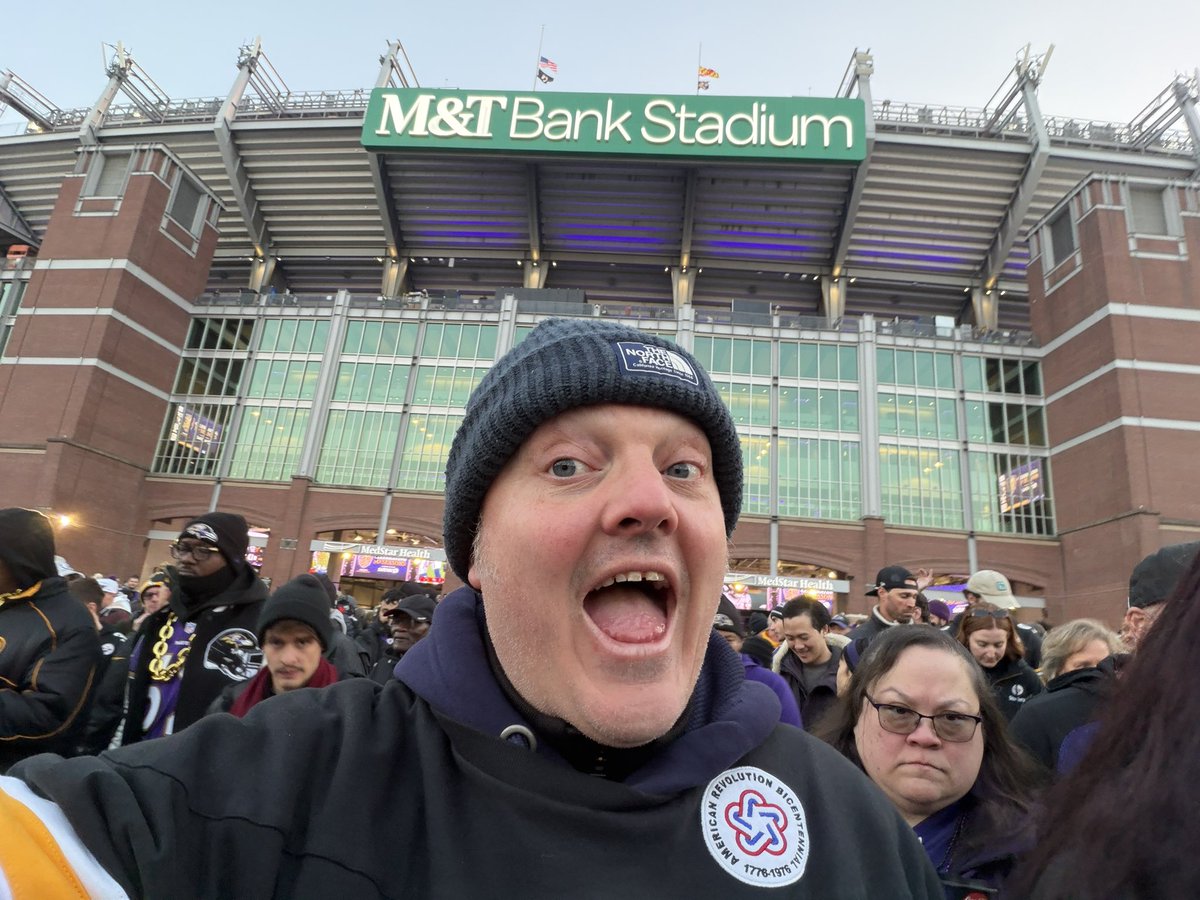 Steelers win in Baltimore! 🙌🏈🍻
