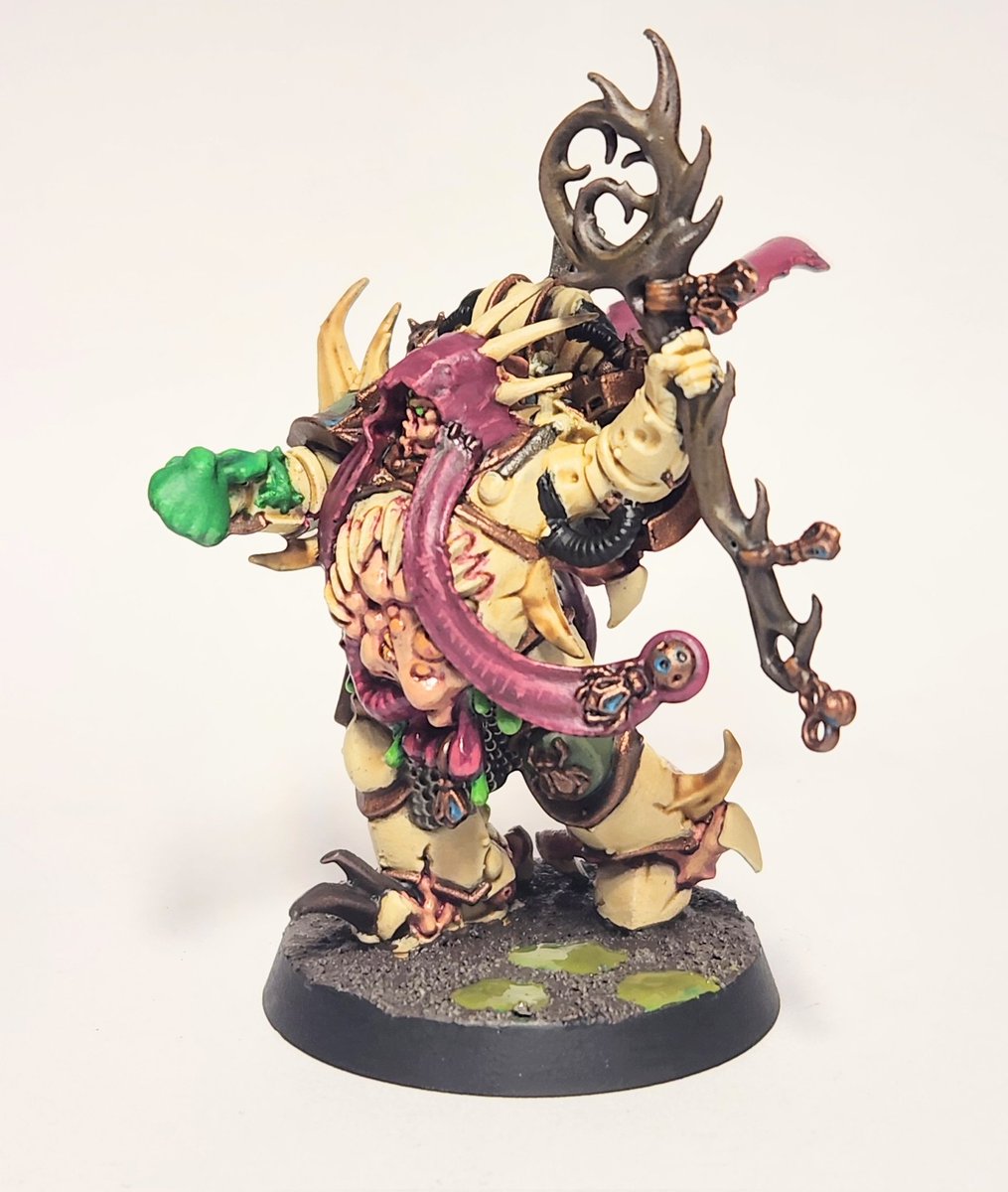 GlizziusKat's tweet photo. Death guard malignant plaguecaster i thought I completed a while ago but forgot to post

#WarhammerCommunity #warhammer40k #deathguard #miniaturepainting https://t.co/3bXZJkrrOr