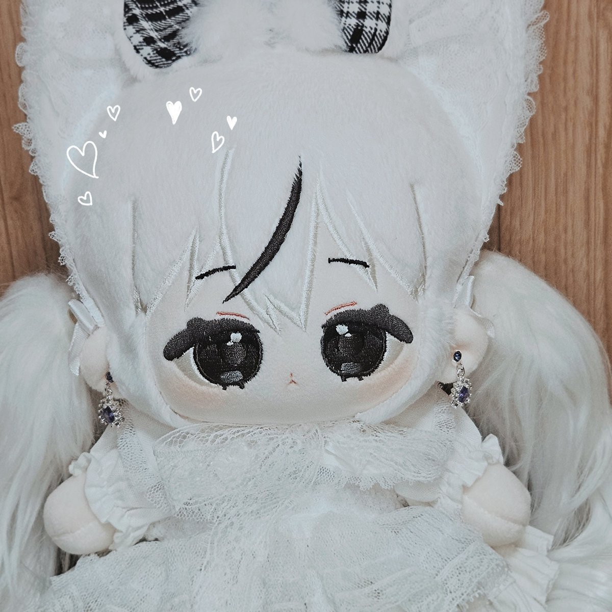 메이릴리가든(<a href="/Ma_Li_garden/">솜프리M14, M15 ✨️메이릴리가든✨️</a> )에서 이벤트로 예쁜 귀걸이를 보내주셨어요🥰
큐빅 사이즈가 크지 않아 10,15깅도 예쁘게 착용할 수 있었어요~사진은 20깅입니다!
이벤트 감사드려요❤️