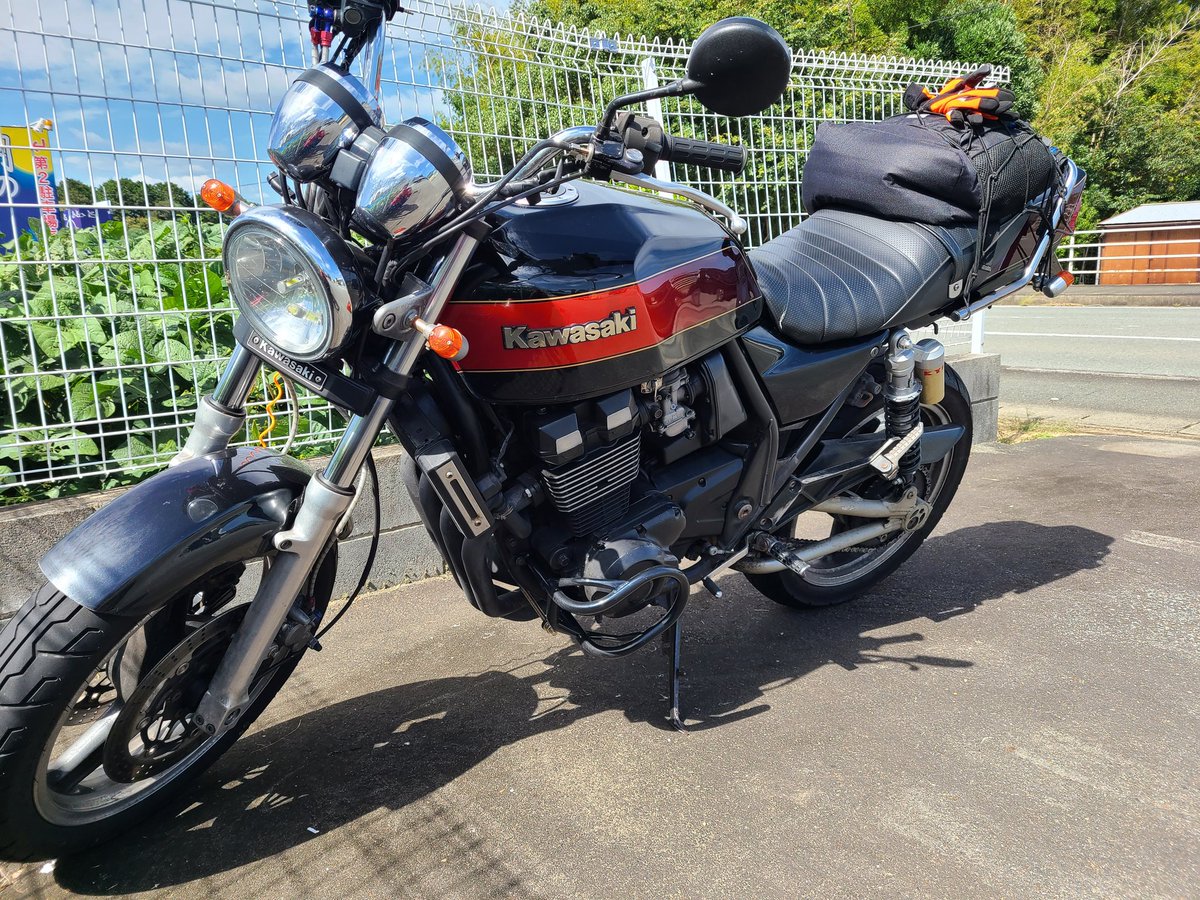 今年はもうバイク封印です。
寒すぎるし、電熱グローブも壊れたし無理w