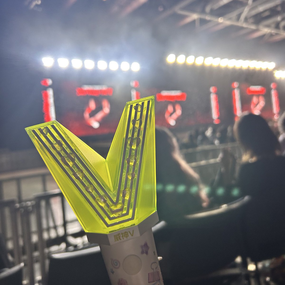 𝐊❄️ tweet media