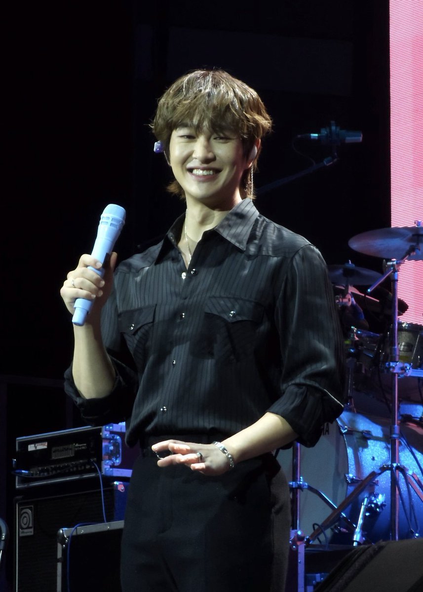 온유 #ONEW #オニュ@SHINee @ONEW_GRIFFIN