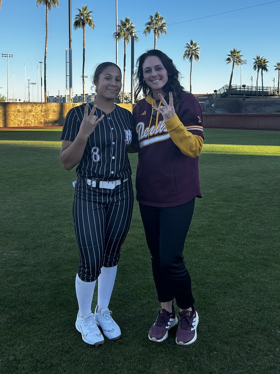 MarPeoples2029's tweet image. Thank you @ASUSotball, @coachcbartlett &amp;amp; @Coach_JBloomer for putting on a great camp and the pointers you shared with me. Definitely look forward to seeing y’all again!

#RespectHardWork #MVPeeps  #2WayPlayer #MultiSportAthlete