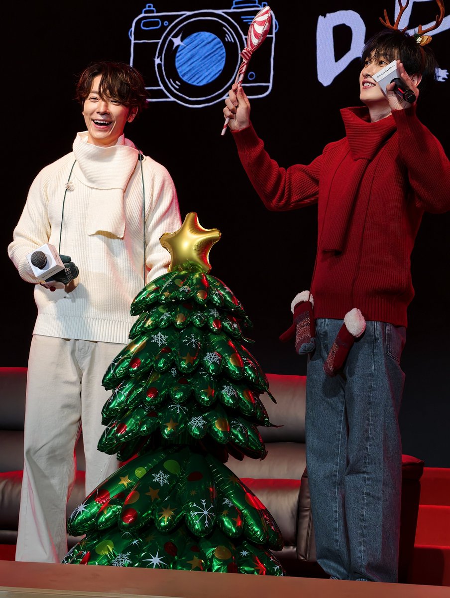 #DONGHAE #EUNHYUK #EUNHAE
#동해 #은혁 #은해

cr 陈momo