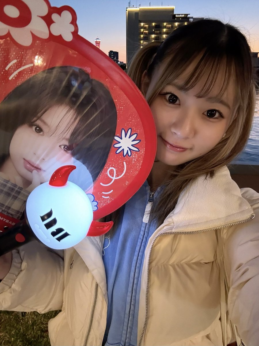 1011seika_'s tweet photo. 😈𝘽𝘼𝘽𝙔𝙈𝙊𝙉𝙎𝙏𝙀𝙍 "𝙇𝙊𝙑𝙀 𝙈𝙊𝙉𝙎𝙏𝙀𝙍𝙎"
 𝙅𝘼𝙋𝘼𝙉 𝙁𝘼𝙉 𝘾𝙊𝙉𝘾𝙀𝙍𝙏 𝟮𝟬𝟮𝟱❤️

ファンコン 神戸公演DAY2行ってきた！🖤

最高に楽しかった🫶
めっちゃ可愛かった🦋🌹
余韻！！笑

次は春って言ってたから楽しみ！🌸
来年もたくさん会えたらいいな💭😈 https://t.co/MtwhkMGheB
