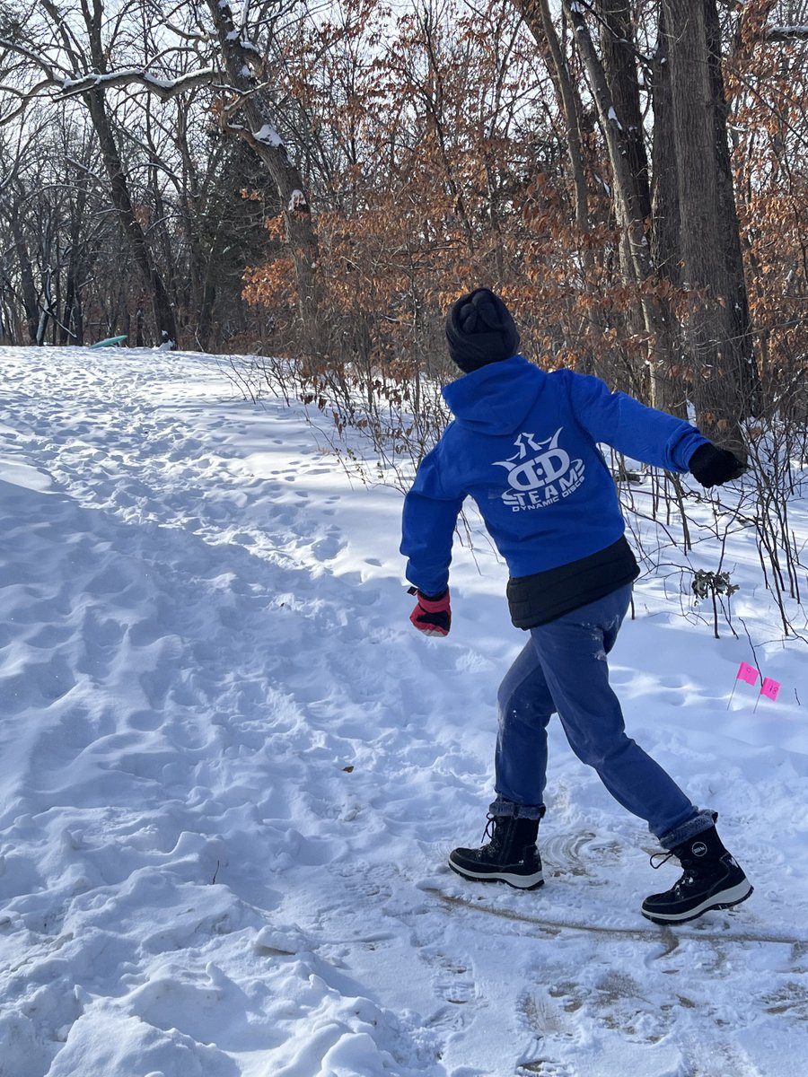 HaydenWiebusch's tweet photo. Moir Park Flex 12

A chilly morning flex, the temps were 4° in the car when we got to the course making it the coldest I’ve played in.  I had a pretty good front 9 carding two birdies, ended +4.

#bedynamic
#discgolf
#growthesport
#kidsdiscgolf 
#respecthergame
#throwpink https://t.co/V0uXRzkLeV