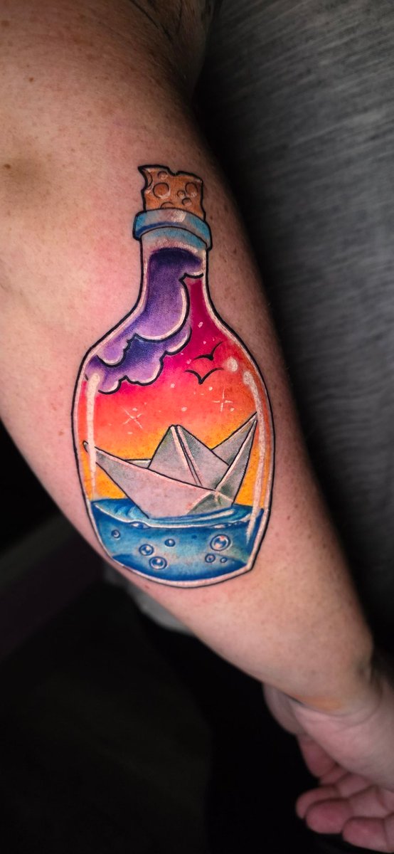 Ofknfjwks's tweet image. I did this tattoo today for a friend who's also invested in $BBBYQ and @ryancohen thank you so much for trusting me with your skin. and the next time I see you we'll be reunited with our Bobbys &amp;amp; dancing on @RamezKhanJamali 's yacht 🤣💦