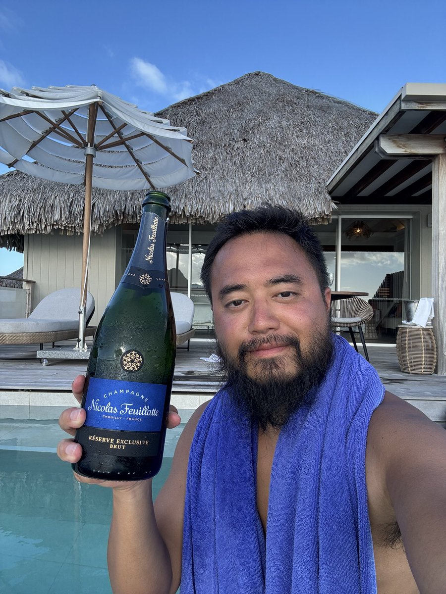 しげお フランス領ポリネシアのボラボラ到着！1年間頑張ったおじさんにご褒美