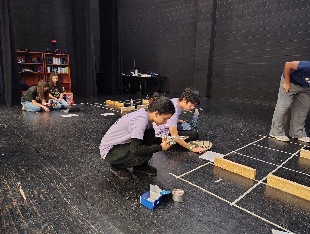 KBirdPhysics's tweet photo. Pictures from Seven Lakes Scioly Invitationals @KHS_Cougars https://t.co/fF9el67RKG