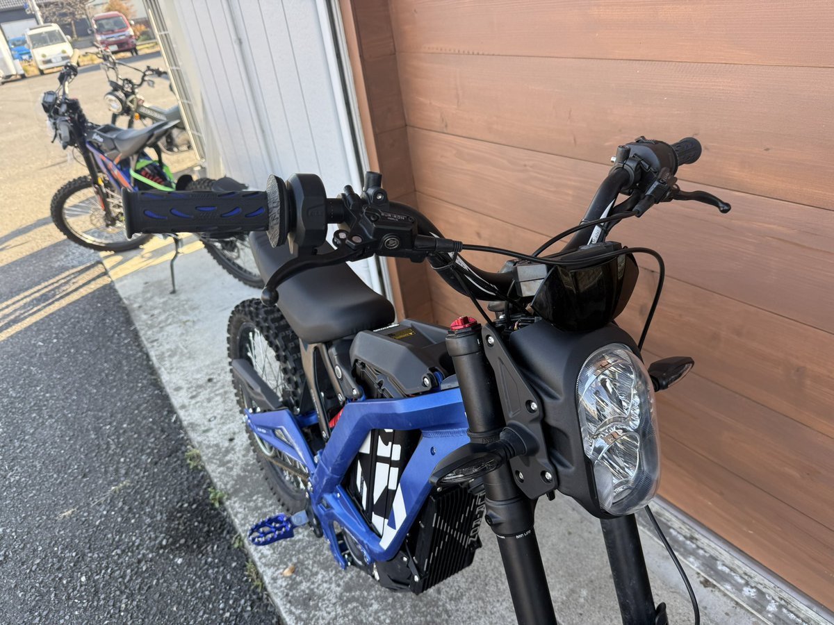 nagmotors's tweet image. ナグモ10周年記念中古車セール！
SURRON LightBeeL1Eナンバー取得可能モデル（原付二種）
走行351Km、アップハンドル、ワイドステップ、フェンダーレスキットなど
44万円税込のところ4万円引き
40万円ポッキリ
#surron
#lightbee
#電動バイク