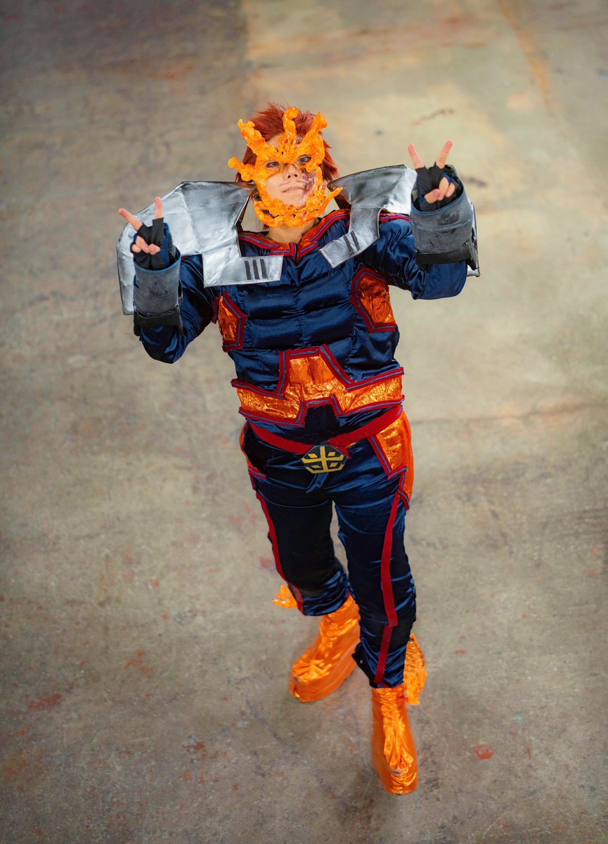 #見ろ有精卵どもこれがプロヒーローだ
オフショ//cos🔥
─
✌((  '-' ))✌
─
Photo <a href="/juzosuzu13/">はらやん</a>