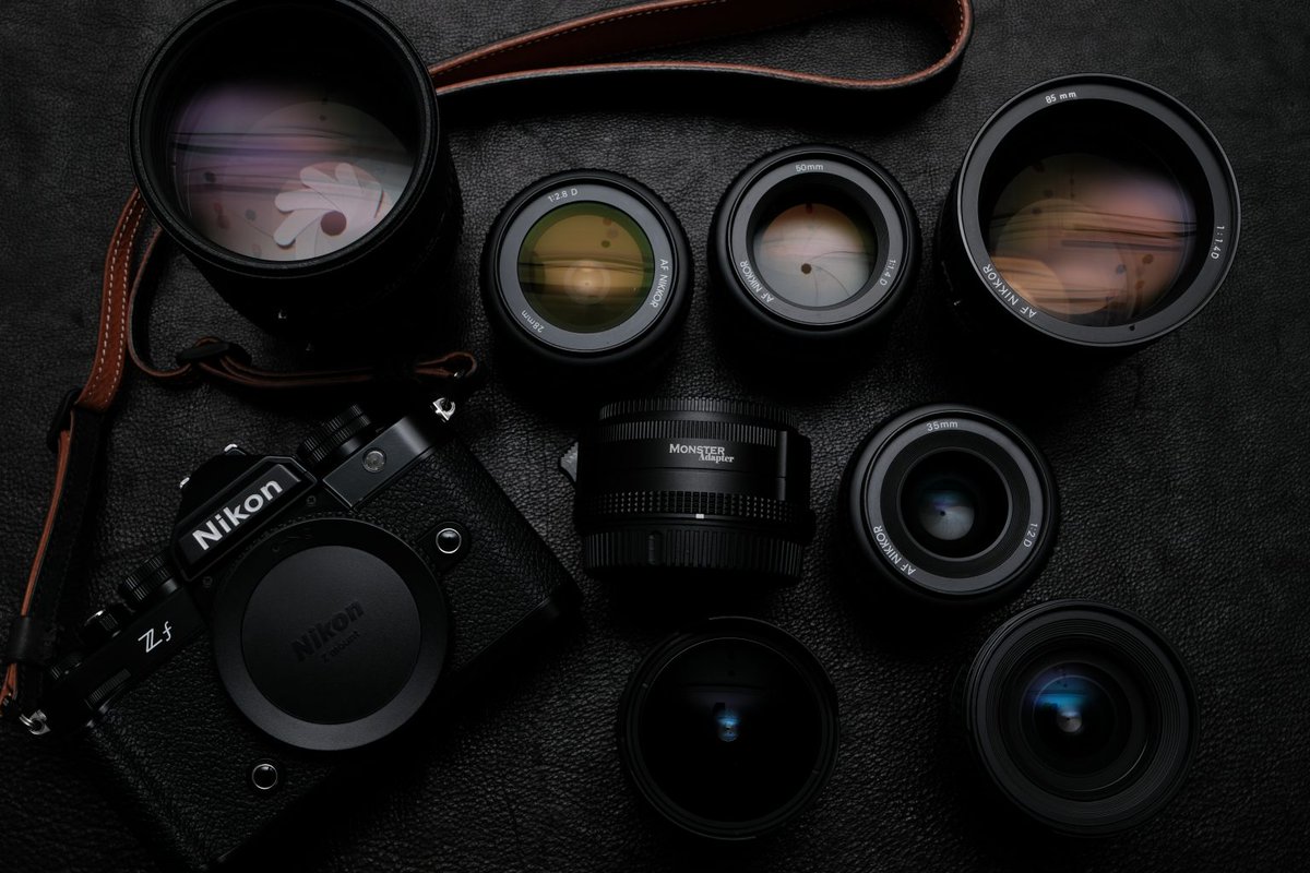 mapcamera's tweet image. いつもご愛顧ありがとうございます。

📕おすすめMapTimes 記事のご紹介

【MonsterAdapter】止まっていた時が動き出す。とあるオールドレンズを蘇らせた、「怪物」の物語。
news.mapcamera.com/maptimes/monst…

Nikon純正でも未だ販売されていない、ある意味では「偉業」を成しえたマウントアダプター。…