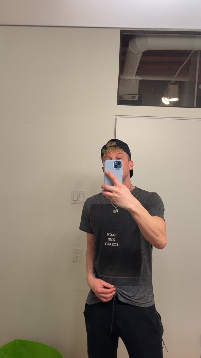 Rileyrated_X's tweet photo. https://t.co/3JzJy29zyr
