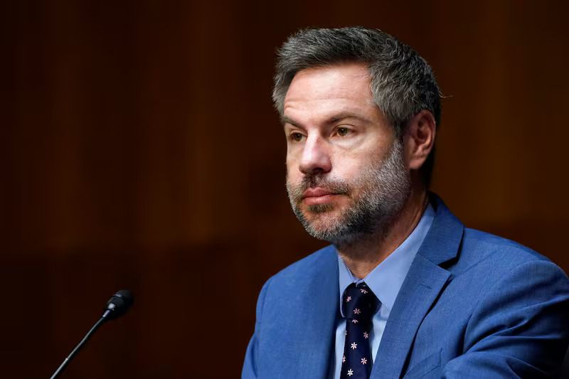 MarioNawfal's tweet photo. 🇺🇸🇪🇺 GLOBAL ELITES TRIED TO SILENCE X: GATES, HILLARY, AND EU LEADERS ARE PUSHING GLOBAL CENSORSHIP STRATEGY

Journalist Michael Shellenberger detonated a conspiracy grenade, exposing Bill Gates, John Kerry, and Hillary Clinton all screeching for government hammers on Elon's X.

Their Machiavellian framing? 

Coordinated groundwork for a U.S.-EU "censorship-by-proxy" empire.

Shellenberger:

"Hard to see this as a coincidence. 

They appear to be laying the groundwork for totalitarianism. 

Our democratic republic is in danger.

Imagine if the U.S. and EU were still aligned on the censorship-by-proxy strategy. 

Few people realize how close we were to global totalitarianism."

This isn't tinfoil, it's the elite playbook exposed: 

Tech moguls, climate czars, and Clinton machine uniting to muzzle dissent on X, the last free-speech fortress. 

Gates wants "misinfo" nuked, Kerry eyes "climate denial," Hillary demands "accountability."

Al code for state-enforced silence. 

In a post-DSA EU (X's $150M fine) and Brazil ban world, it's the swamp's final push to strangle truth before the transparency tsunami. 

They're not hiding; they're harmonizing the hit squad. 

Wake up, the totalitarians aren't coming; they're already here, tweeting from Davos.

Source: @shellenberger, @X