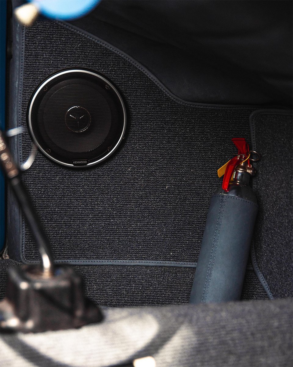 Check out @h4wkes_'s VW with a complete Kenwood setup! 👏

#KenwoodUSA
#LiveConnectedDriveConnected