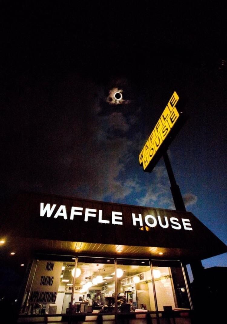 this waffle house eclipse picture might be the hardest thing to exist