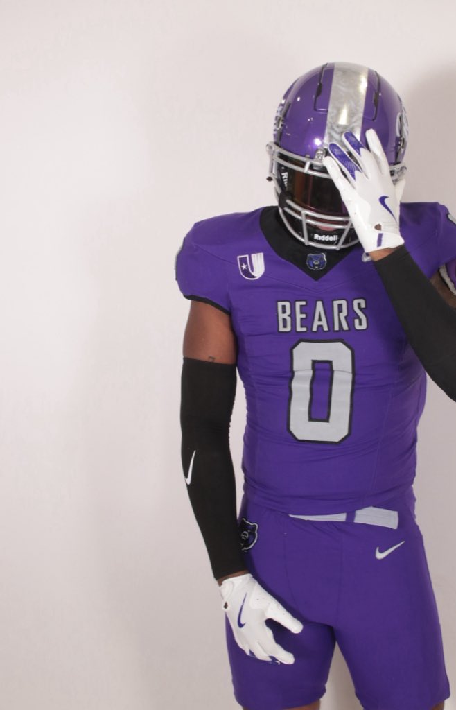 Jaheim Johnson (Jah) 6’6 250 tweet media