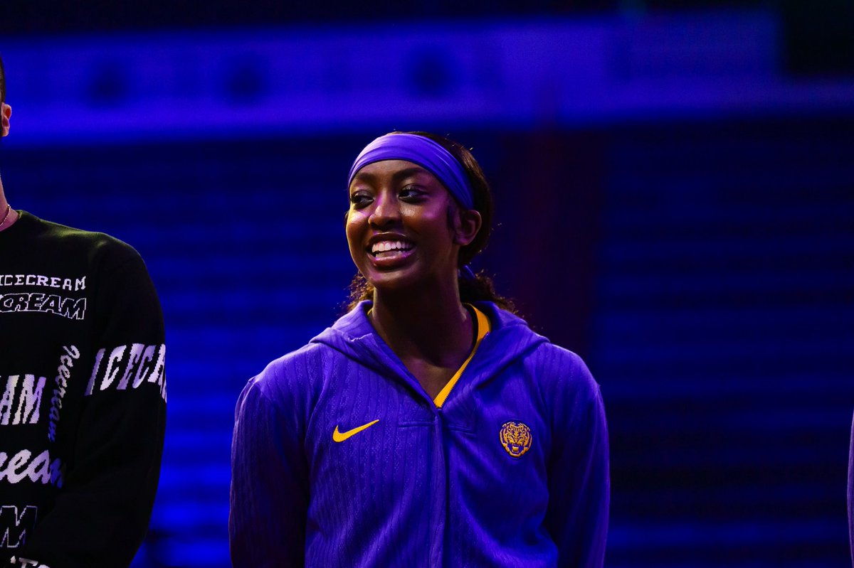 Kim Mulkey tweet media