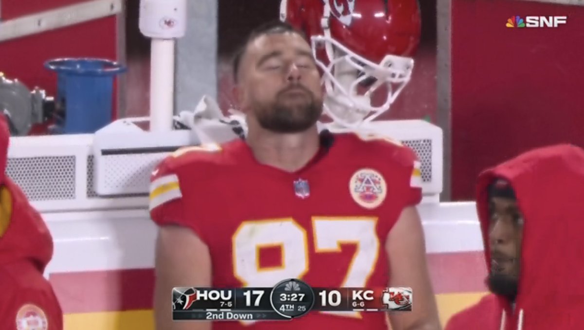 FOX Sports: NFL tweet media