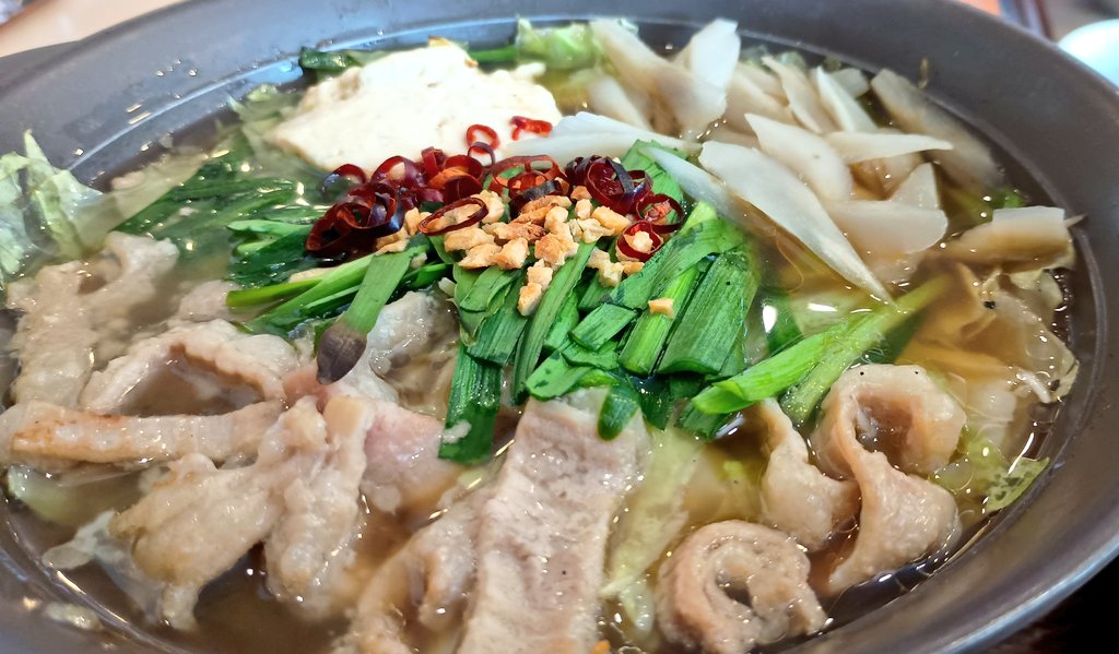 Springdolphin12's tweet image. ガストのもつ鍋フェアがまた始まったので行ってきました👌
ラーメン＆雑炊も食べて大満足✨
これから大切なお仕事に入ります😆それはお昼寝です🤣🤣🤣