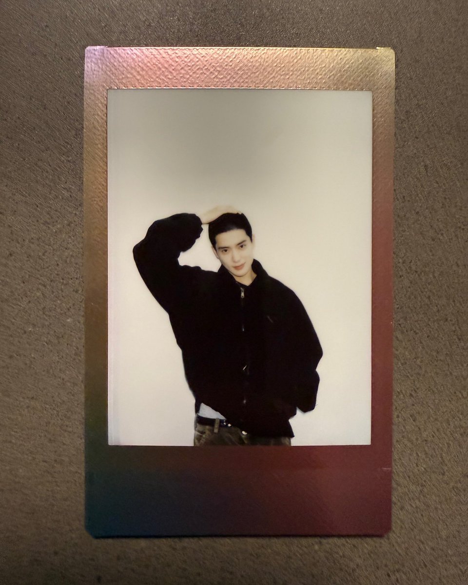 unojaehyun's tweet image. kms 😭