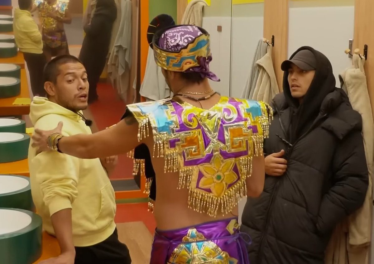 NO FUE LA PRIMERA VEZ QUE ALGUIEN TOCA A ALGUIEN en una pelea.... programa asqueroso mentiroso y convenenciero #LaGranjaVIP  #LaGranjaVIPMX  #TeamTeo