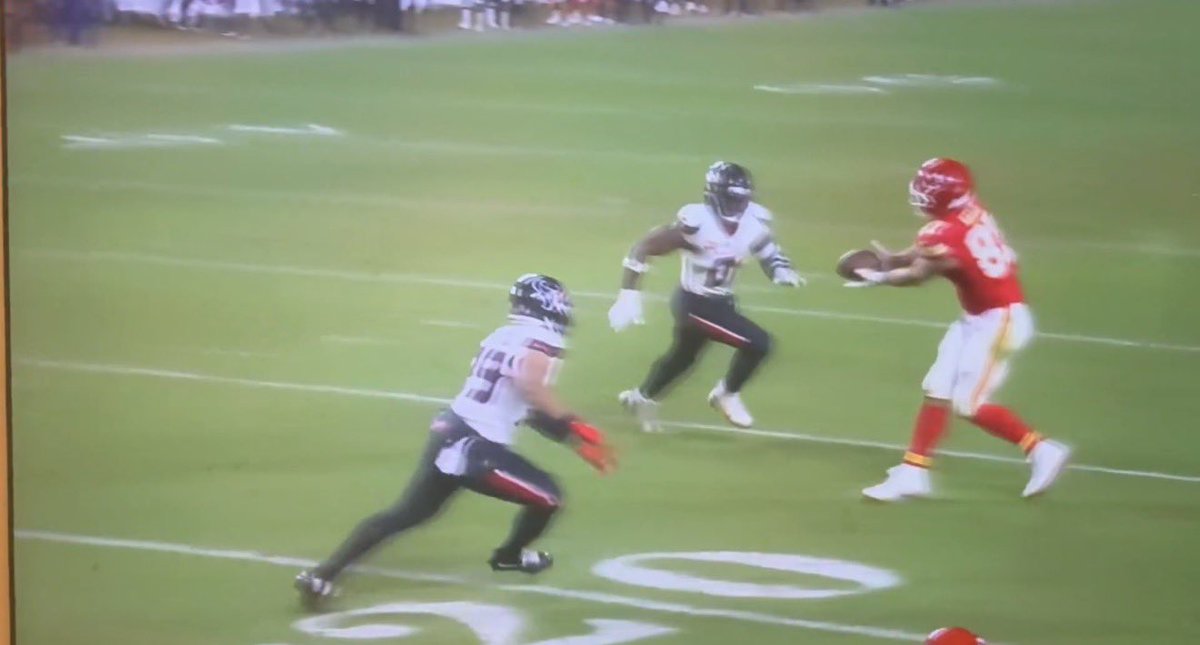 Jay__chiefs's tweet image. This resulted in an interception: