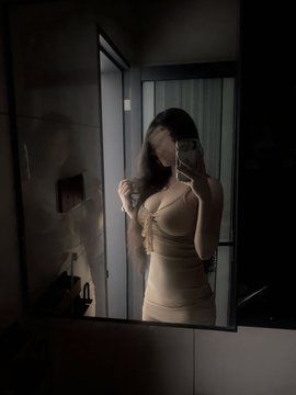 yarringtin99's tweet photo. 희희 옷 정리하다가 입어봄
이거 인기글 가면 지퍼 내려본댜#초대남 #네토 https://t.co/RnaDDIiBYi