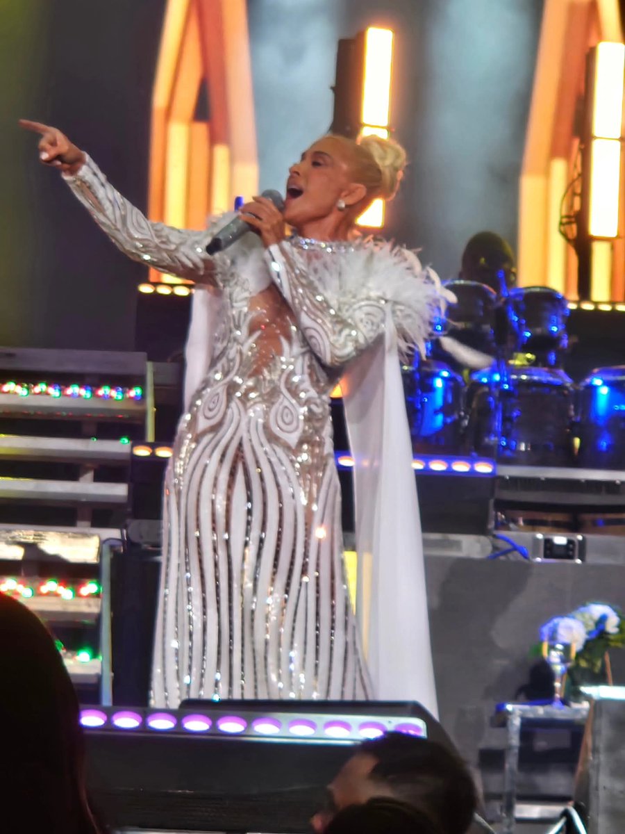 yurifanspandaoficial tweet media