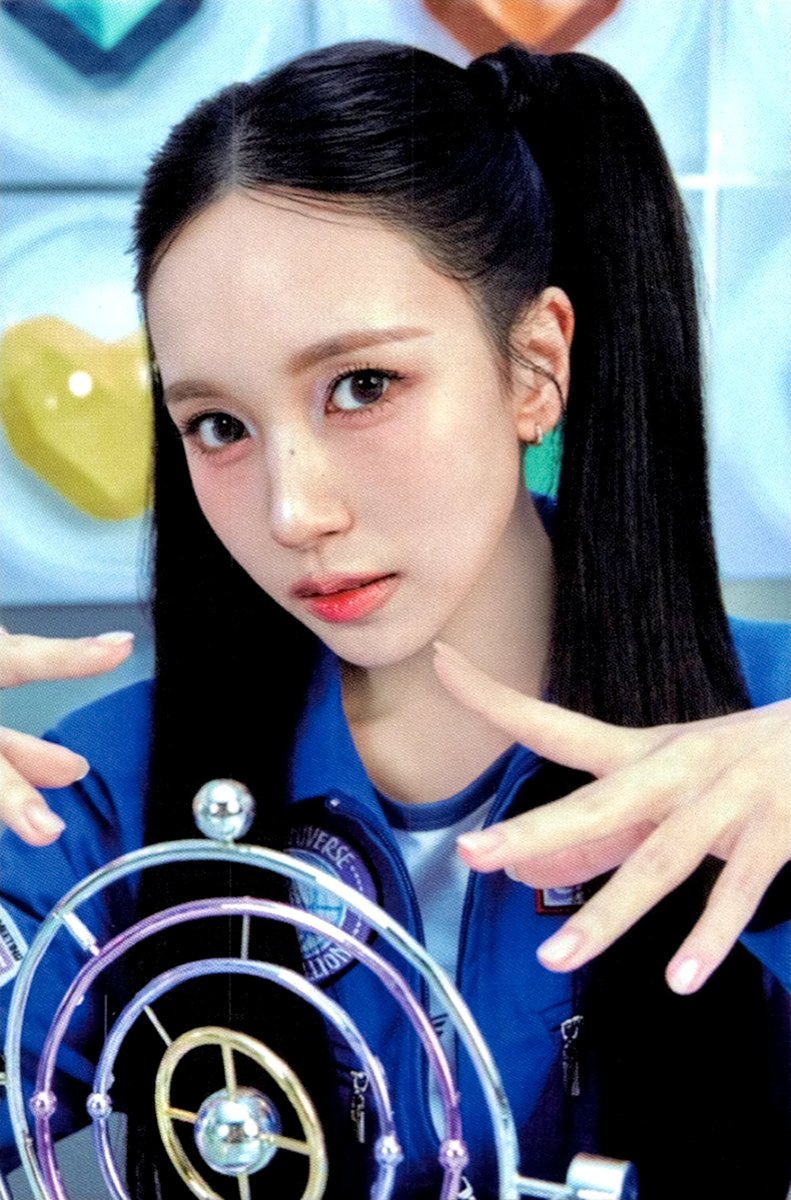 2025 TWICE FANMEETING [10VE UNIVERSE] POP-UP STORE 