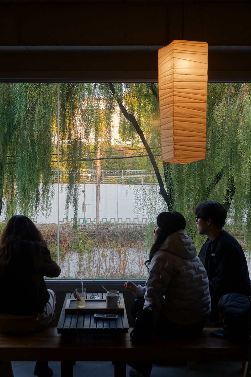 endomamesoup's tweet image. 뷰가 끝내줬던 카페 그리고 상큼씁쓸했던 메뉴