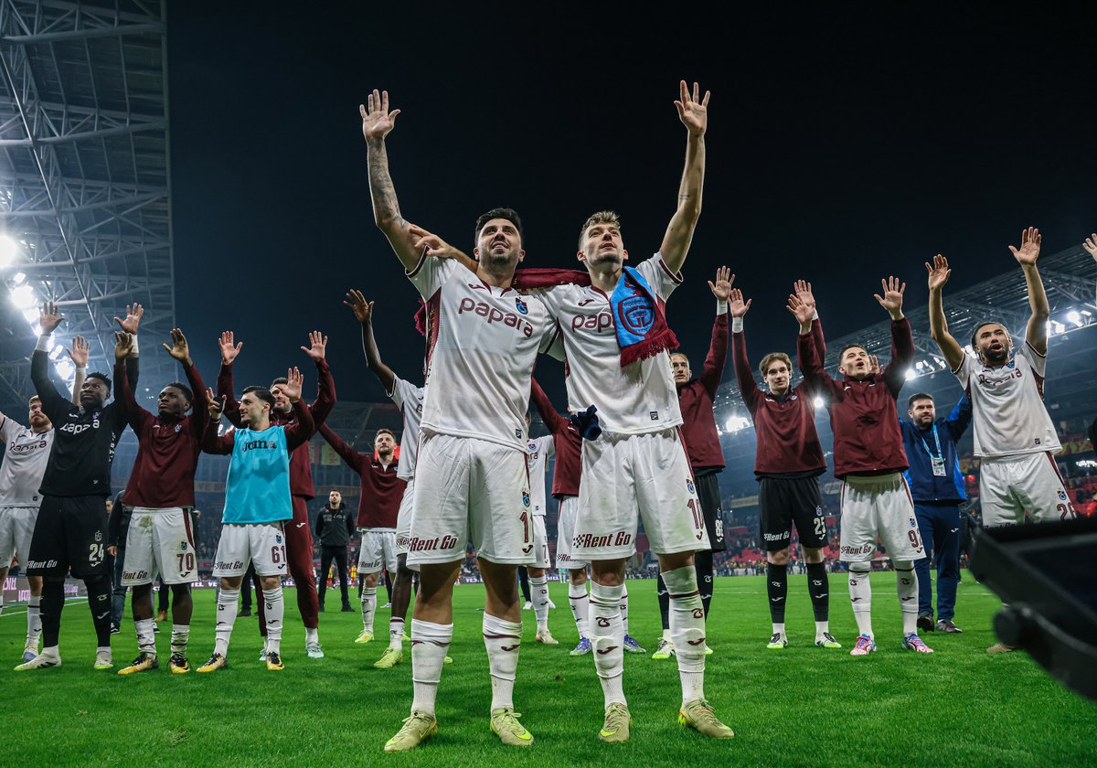 Muçi atıyor, Trabzonspor coşuyor! | ✍ <a href="/AksalYavuz/">AKSAL YAVUZ</a>

milliyet.com.tr/skorer/aksal-y…