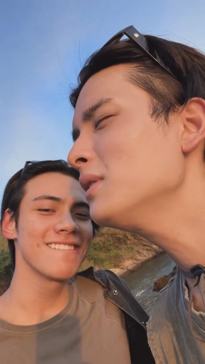 chynimmm's tweet image. รูปเอ้าติ้งมาแล้ววว คู่หู swim แอคนิดหน่อย 55555555555555555555525252

#PEEMWASU #KHUNPOL