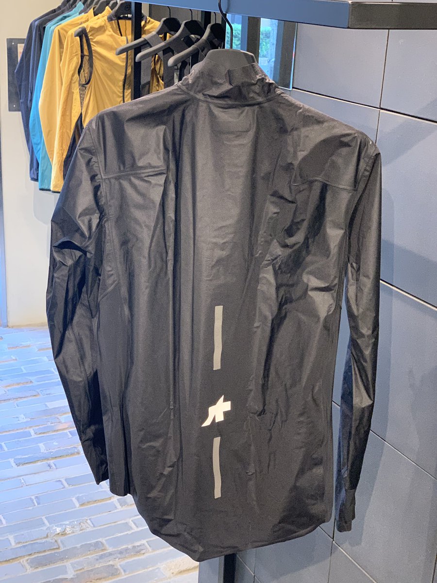 ASSOS PROSHOP TOKYO tweet media