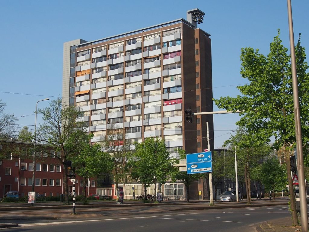 🎬 Filmvertoning + nagesprek 'De Klokkenhof' 🎬

De BPW heeft actie gevoerd met de precaire bewoners van De Klokkenhof (Amsterdam).

Vandaag (8 dec.) om 20:00  in Pakhuis de Zwijger (Amsterdam) de vertoning van de docu.

Meer info: dezwijger.nl/programma/de-k…