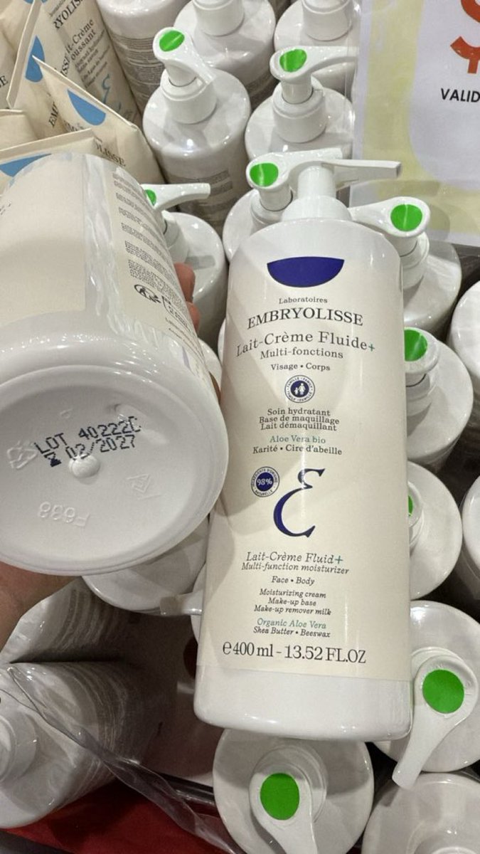 BakulTante's tweet photo. Pecinta Embryolisse sini merapat. Bu dobleh open PO nih. Lagi ada sale gede2an di SG.

Segede gini harganya cuma 330rb aja. Yg 500ml cuma 400rb. 

Yuk ah sini tanya2. https://t.co/fdZa0TqwWy