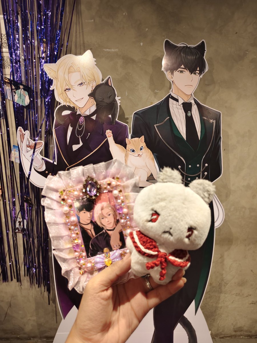 sseunbyy's tweet photo. I really enjoyed my last plv cse this year✨ Thank you @hapllieverafter for organizing nyangnyangz cse🥺💜🖤 

#SophistiCatsButlerPawty 🐈🐈‍⬛ https://t.co/Zffpwz15zl