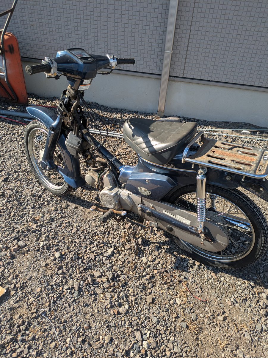 akesoki's tweet image. コツコツと直しております。
#カブ
#カブカスタム
#C50