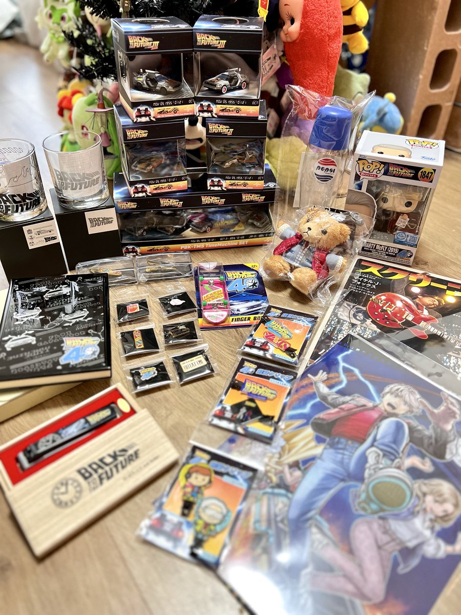 バックトゥザフューチャー　コレクターグッズ Post by Bassey ➠ バックトゥザフューチャー BTTF コレクター on X
